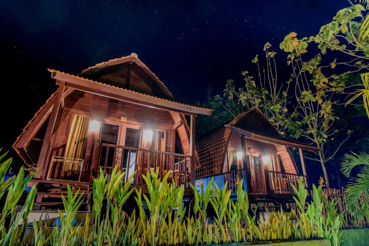 The Granyam Garden Cottage Batununggul Экстерьер фото