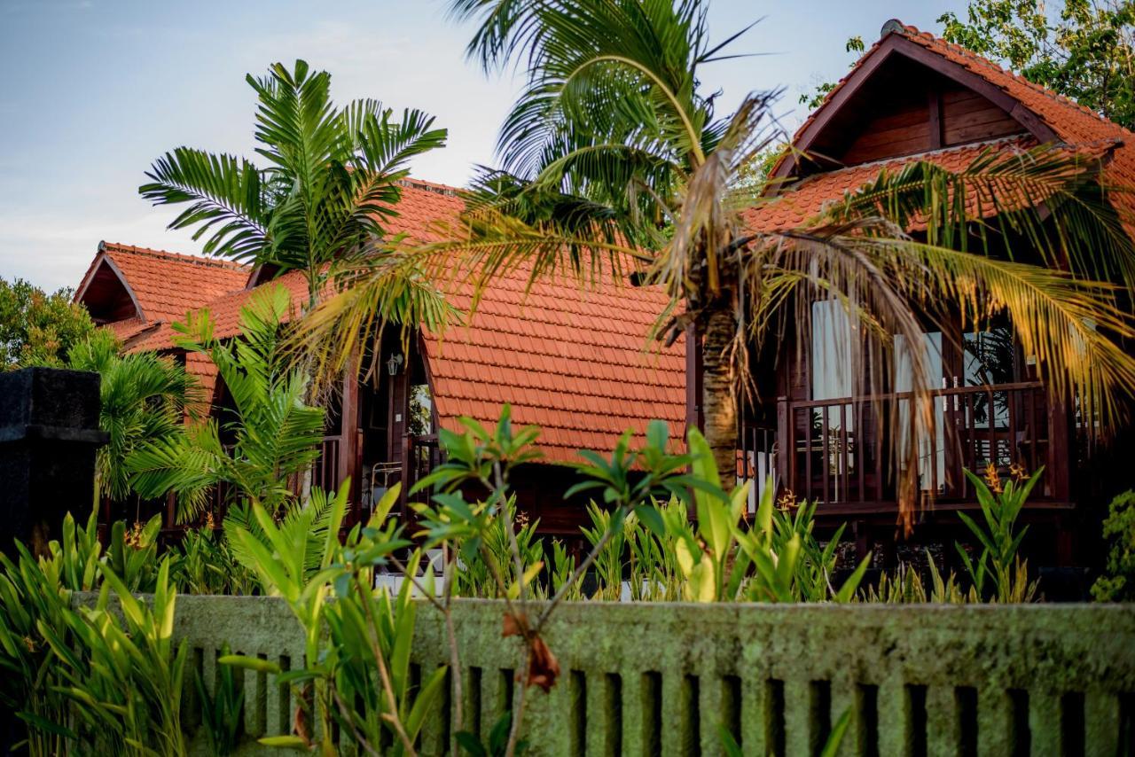 The Granyam Garden Cottage Batununggul Экстерьер фото
