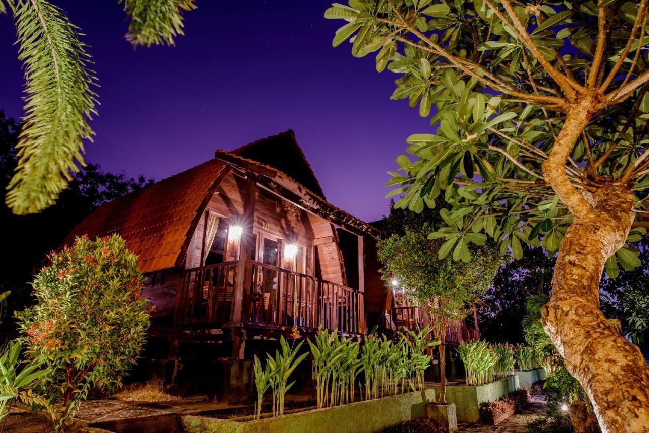 The Granyam Garden Cottage Batununggul Экстерьер фото